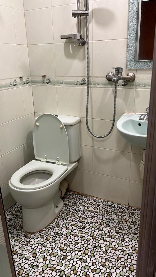 New Hoover Hostel Гонконг Экстерьер фото