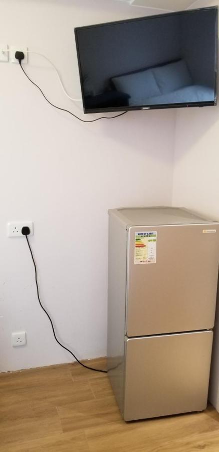 New Hoover Hostel Гонконг Экстерьер фото
