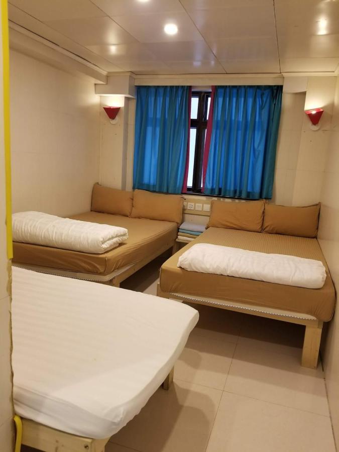 New Hoover Hostel Гонконг Экстерьер фото