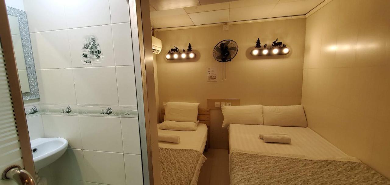 New Hoover Hostel Гонконг Экстерьер фото