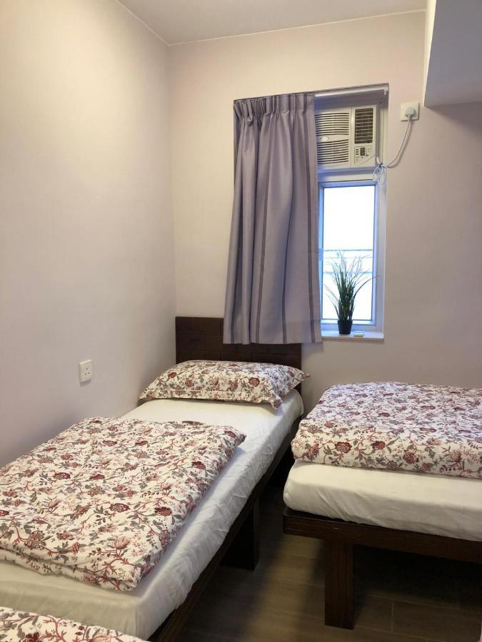 New Hoover Hostel Гонконг Экстерьер фото